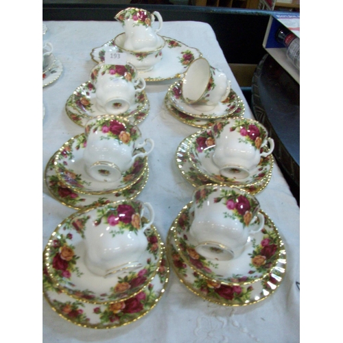 193 - 21pce Old Country Rose China Teaset