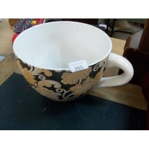 265 - Large Cup Planter