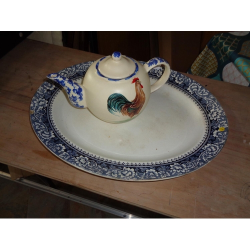 519 - Vintage Platter(sd) & Teapot