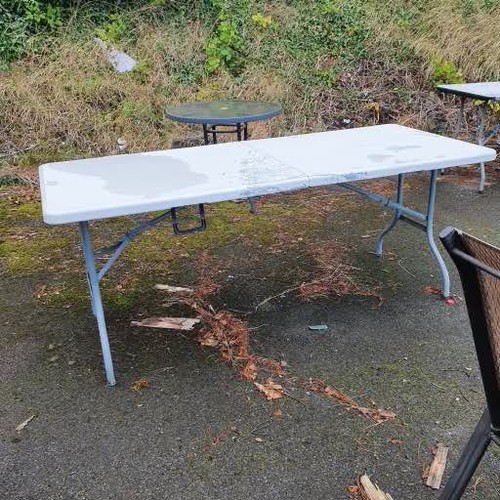 408 - Large Sturdy Fold Up Table (7ft - Ideal for car boot sellers)