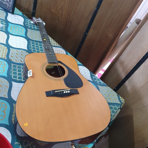 521 - Acoustic 'Yamaha' Guitar (needs restrung)