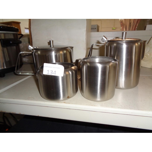 134 - Stainless Steel Kitchen Set