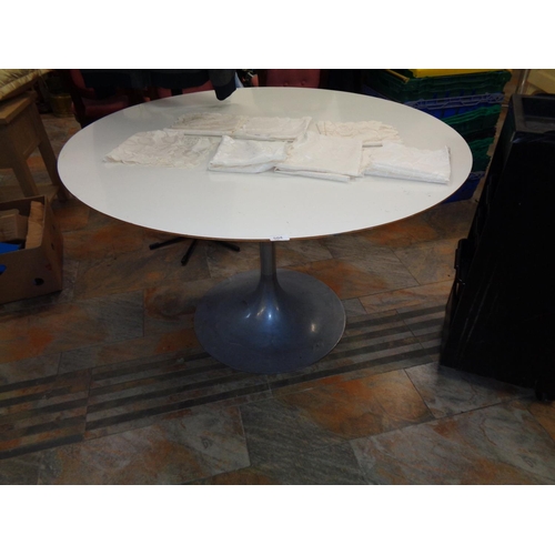 504 - Round Chrome Base Table (47