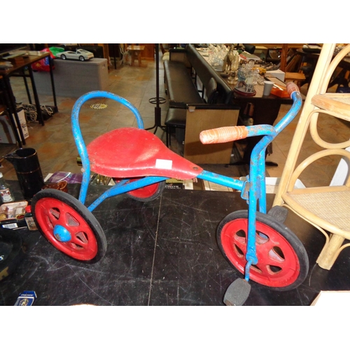 128 - 1950s Kids Tricycle