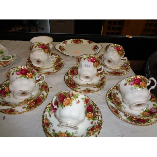 151 - 20 Pce Old Country Rose Teaset
