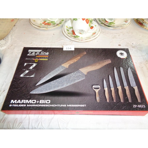 154 - New 6 Pce Knife Set