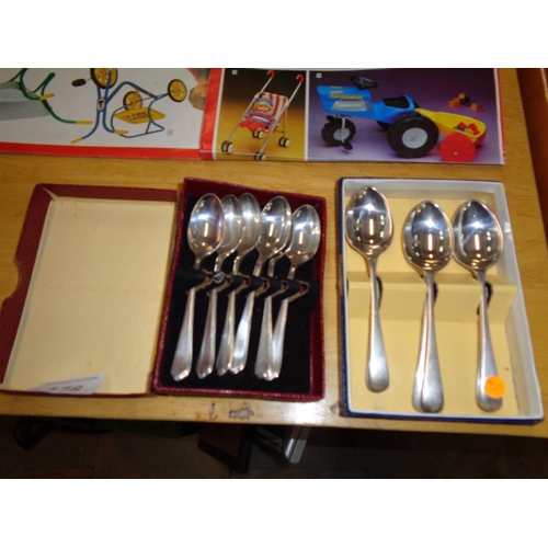 178 - Sheffield Steel Egg Spoons & Teaspoons