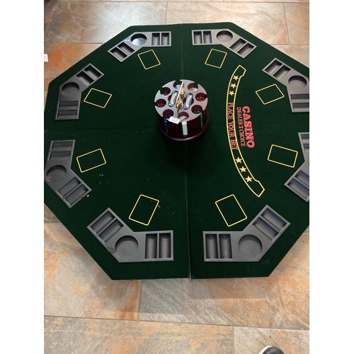123 - Table Top Poker  and Chip Set