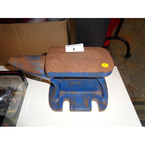 1 - Small Cast Iron Anvil (Record No.11 - 9