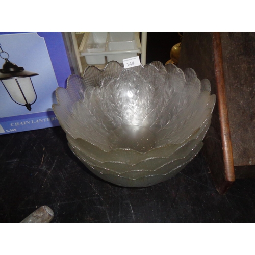 144 - 4 Punch/Trifle Bowls