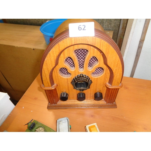 62 - Steepletone Radio (w)