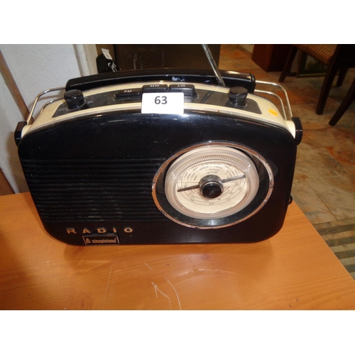 63 - Steepletone Radio (w)