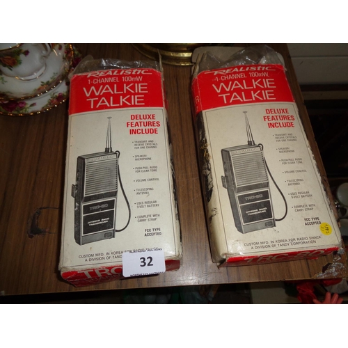 32 - 2 x 1980s CB Walkie Talkies