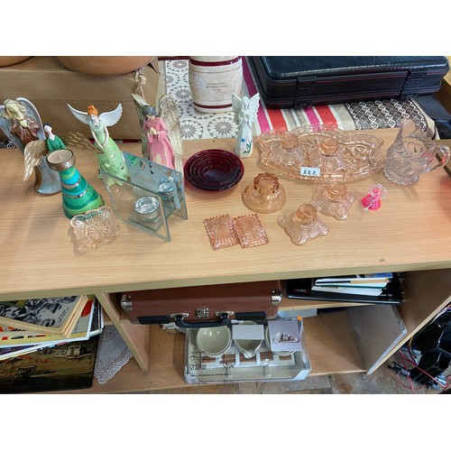 522 - Lot of Collectibles (Dressing Table Set,Figurines etc..)