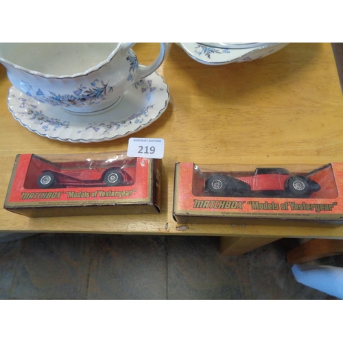 219 - 2 x 1934 Matchbox Models