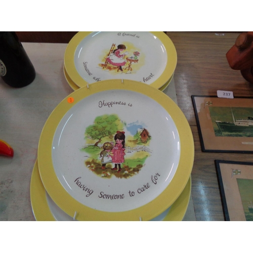 232 - Collectable Plates x 4