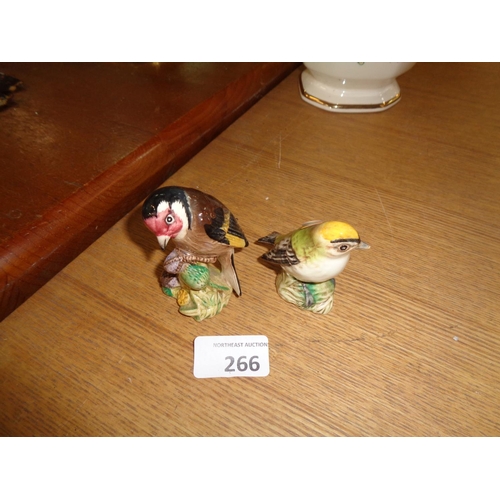 266 - 2 Beswick Birds