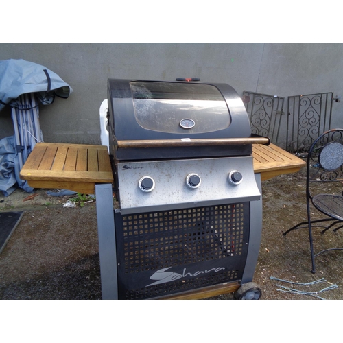 318 - Gas BBQ (w)