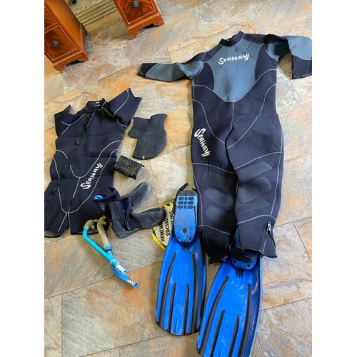 132 - High Quality Diving Equipment & Heavy Gauge Wet Suit