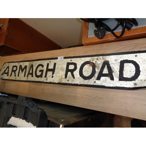 101 - Armagh Road Sign