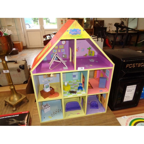 51 - Peppa Pig Playhouse (some furniture included 25