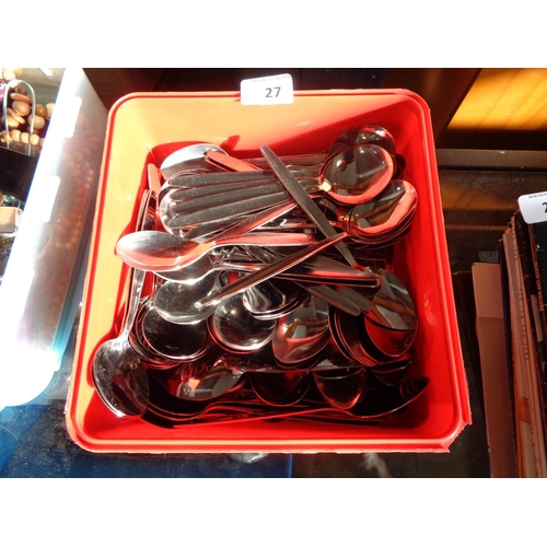 27 - Box of Cutlery