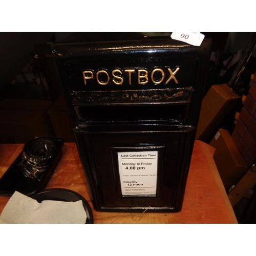 90 - Cast Iron Front Postbox with 2 Keys