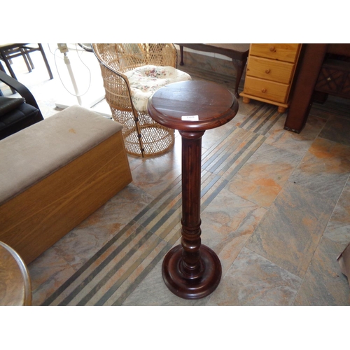 260 - Mahogany Plantstand (3ft)