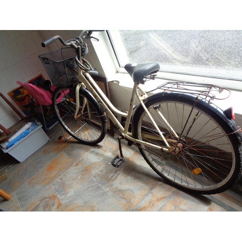 270 - Ladies Bike (needs servicing)