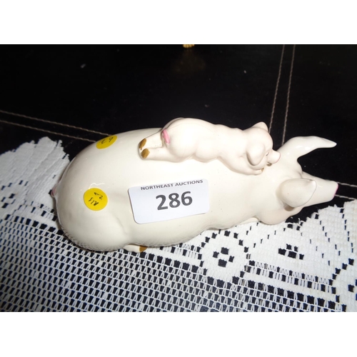 286 - Beswick Pig