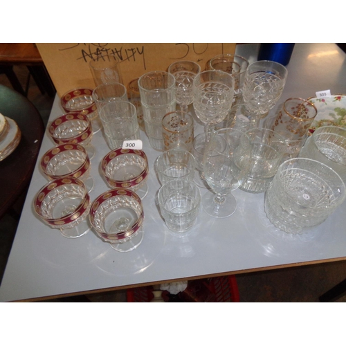 300 - Lot of Glassware etc..