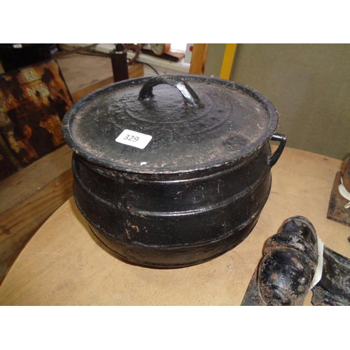 329 - Skillet Pot & Lid (immaculate)