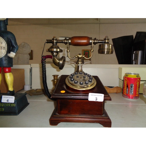 3 - Retro Telephone