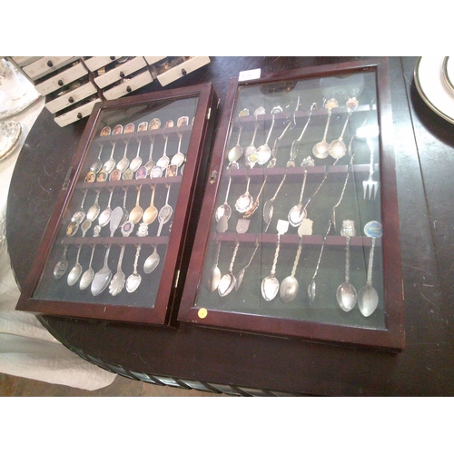 175 - 2 Display Racks with Collectable Spoons