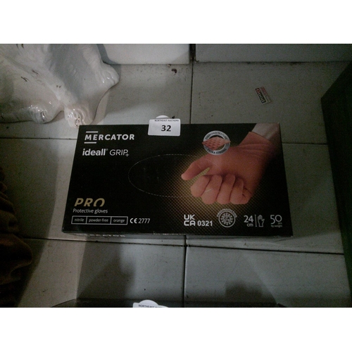 32 - Box of Gripster Gloves (XL)