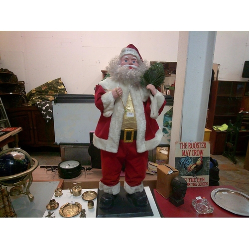 61 - Large Santa Claus (39