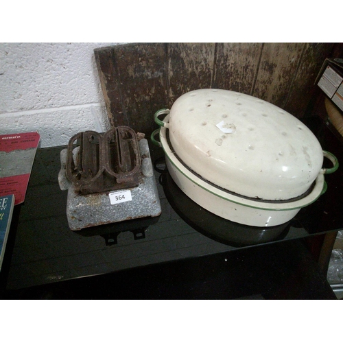 364 - Vintage Heater & Enamel Roasting Tin