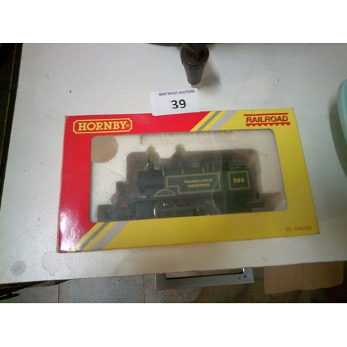 39 - Hornby Train Engine (R3212 Freelance 585)