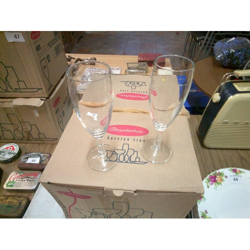 46 - Glass Champagne Flutes x 24