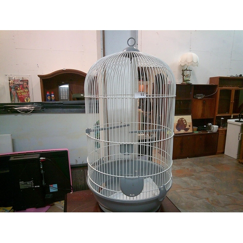 51 - Large Round Birdcage (32