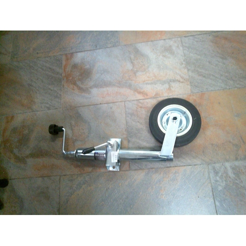 132 - New Jockey Wheel & Bracket