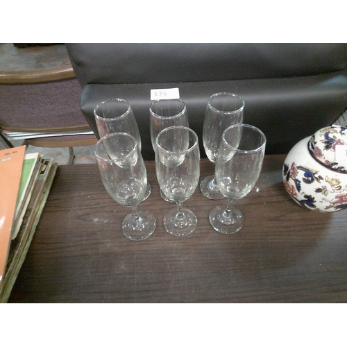 175 - Champagne Flutes x 6