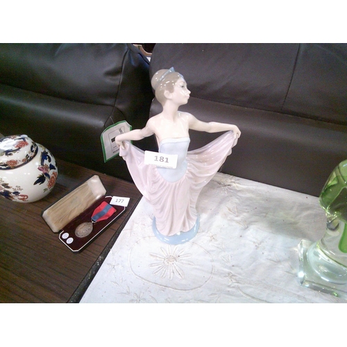 181 - Lladro Figure (13