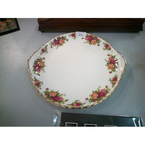 231 - Large Old Country Rose Cake Plate