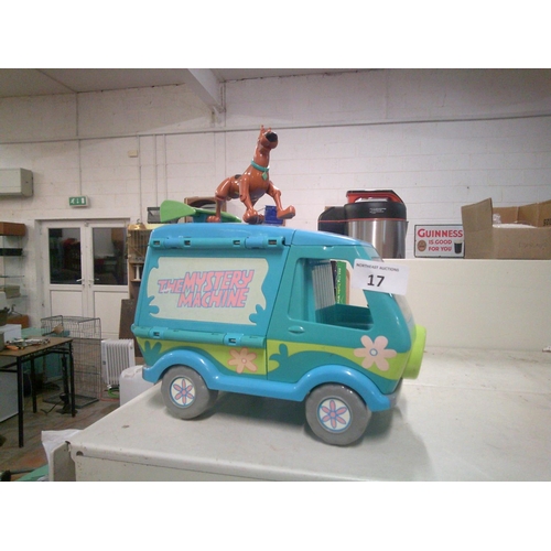 17 - Scooby Doo The Mystery Machine & Scooby