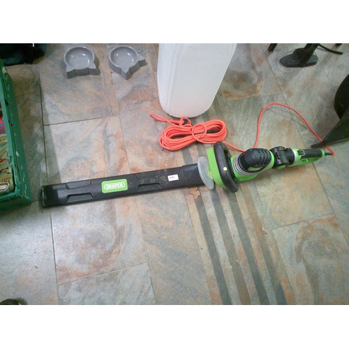 440 - Electric Hedge Trimmer (pwo)