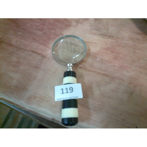 119 - Small Magnifying Glass