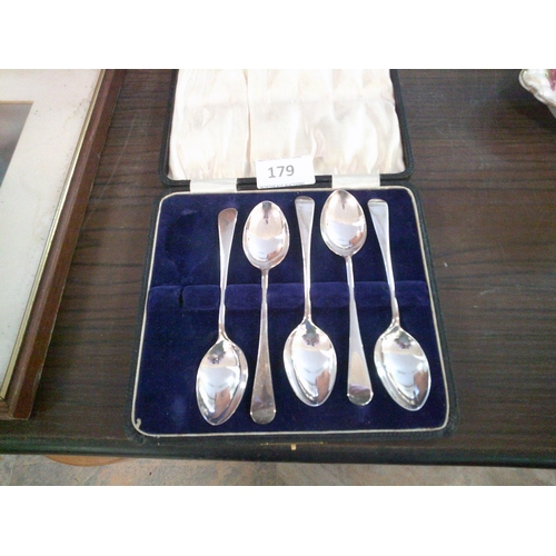 179 - 2.5oz of Silver Spoon Set