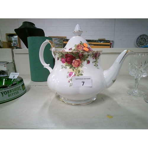 7 - Old Country Rose Teapot