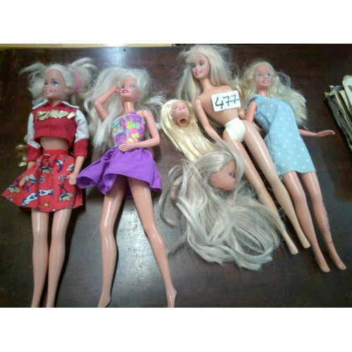 477 - Lot of Collectable Barbies (1966)